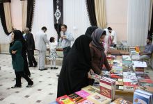گزارش تصویری از نمایشگاه کتابی با عنوان « افطاری کتاب» در دانشگاه